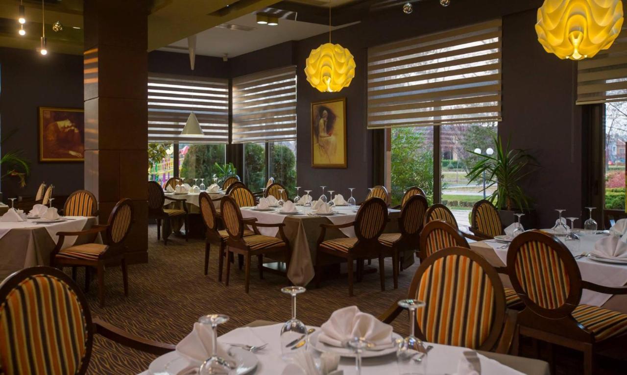 Park Hotel Romantica スヴィレングラッド エクステリア 写真