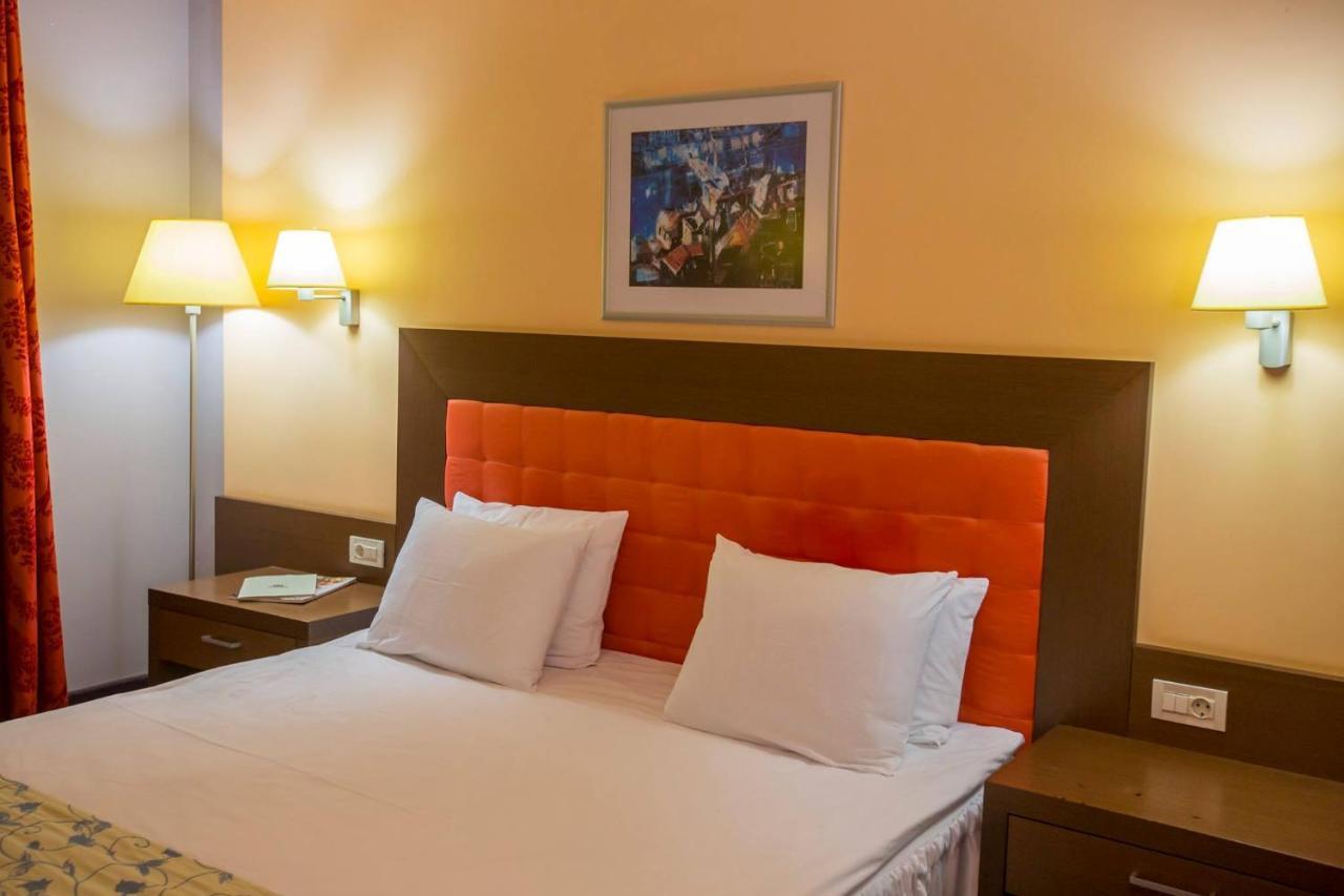 Park Hotel Romantica スヴィレングラッド エクステリア 写真