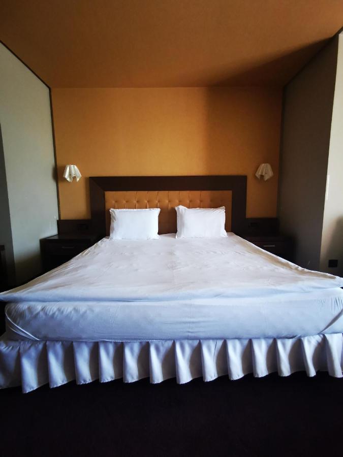 Park Hotel Romantica スヴィレングラッド エクステリア 写真