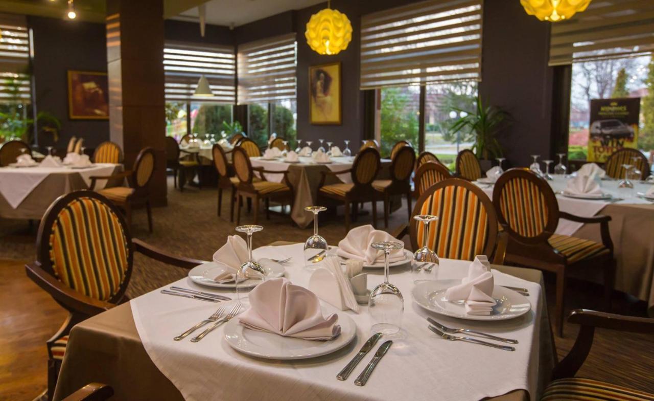 Park Hotel Romantica スヴィレングラッド エクステリア 写真