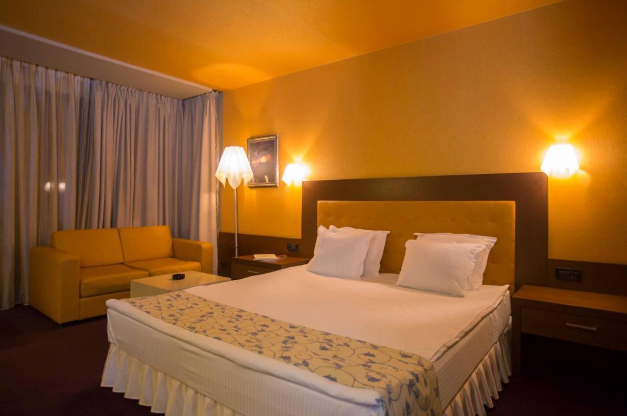 Park Hotel Romantica スヴィレングラッド エクステリア 写真