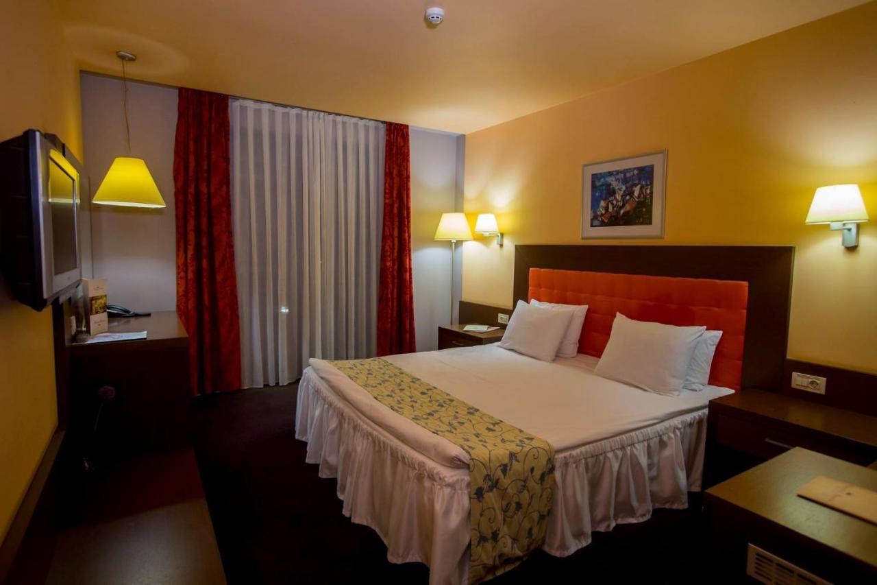 Park Hotel Romantica スヴィレングラッド エクステリア 写真